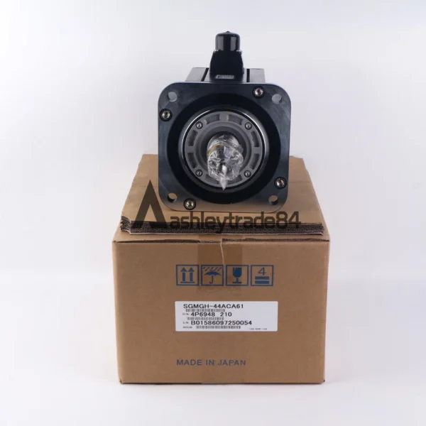 ONE NEW SERVO MOTOR Yaskawa SGMGH-44ACA61 SGMGH44ACA61