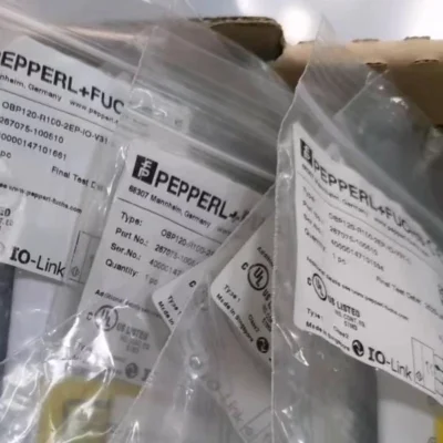 PEPPERL FUCHS OBP120-R100-2EP-IO-V31-L Trigger Marks Sensor