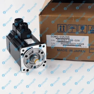 ONE YASKAWA SERVO MOTOR SGMG-03A2AB NEW