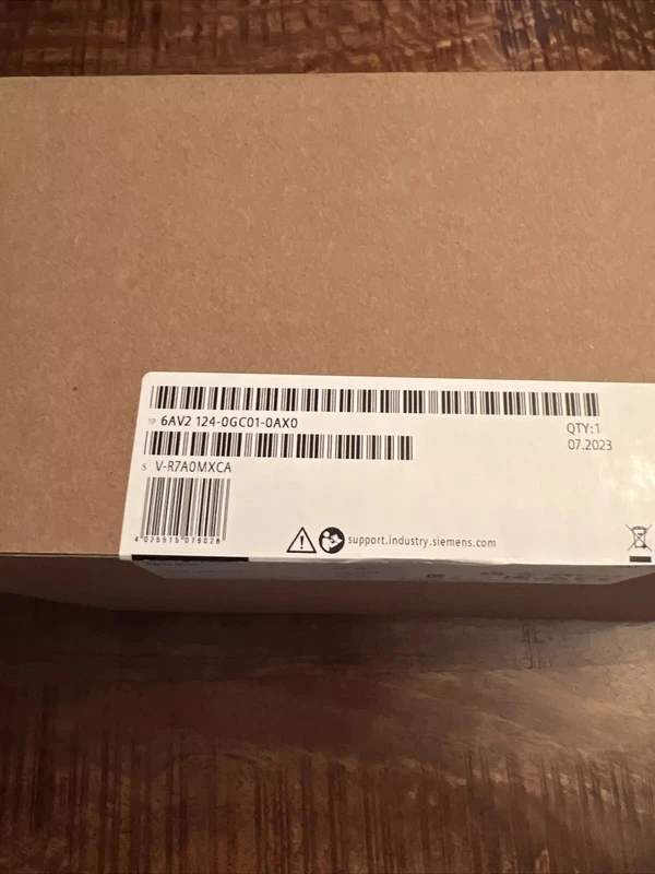 Siemens HMI 6AV2 124-0GC01-0AX0 6AV2124-0GC01-0AX0 New in box