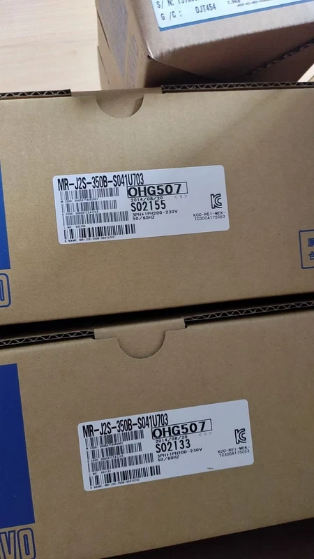 MR-J2S-350B-S041U703 NEW MITSUBISHI Servo Drives MR-J2S-350B-S041U703